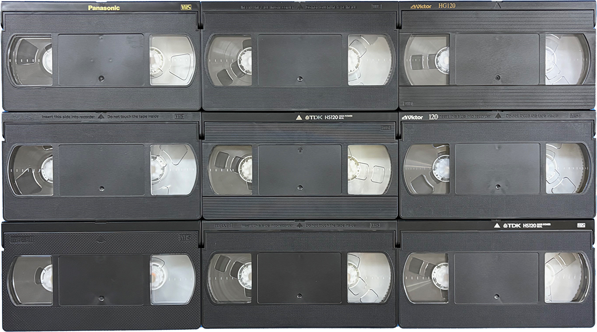 VHSテープ（黒ボディ・黒パネル）相本カガクがストックしてきたメーカー製のビデオテープ外観です。120分以内に対応しています。